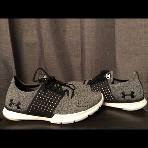 Underarmor threadborn slingwrap running shoes